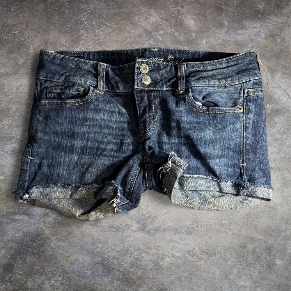 Low Rise American Eagle Dark Wash Denim Cutoff Artist Shorts Size 4 Short